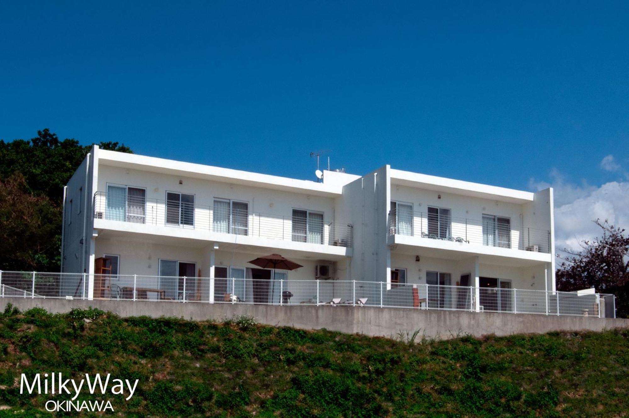 Okinawa Milky Way Villa Йомитан Екстериор снимка